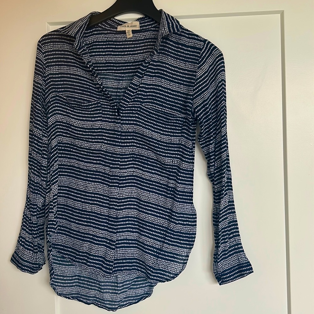 Anthropologie Cloth & Stone XS Button down shirt